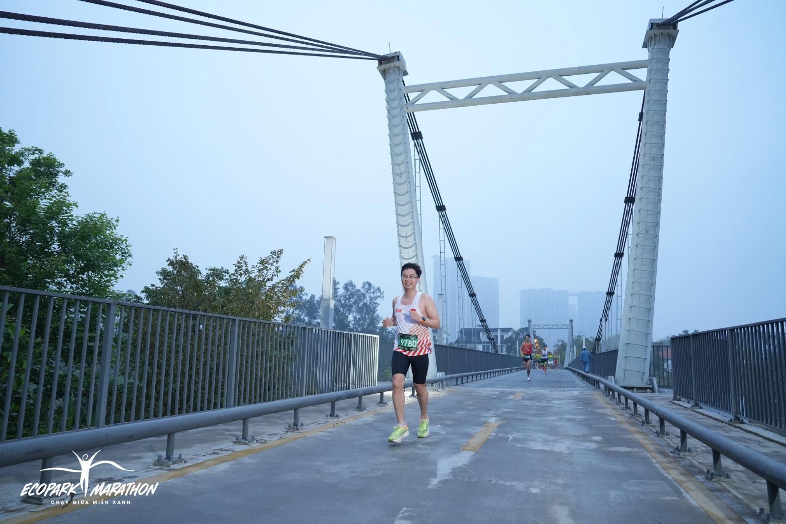 Bác sĩ Kiên tại giải Chạy Ecopark City Trail